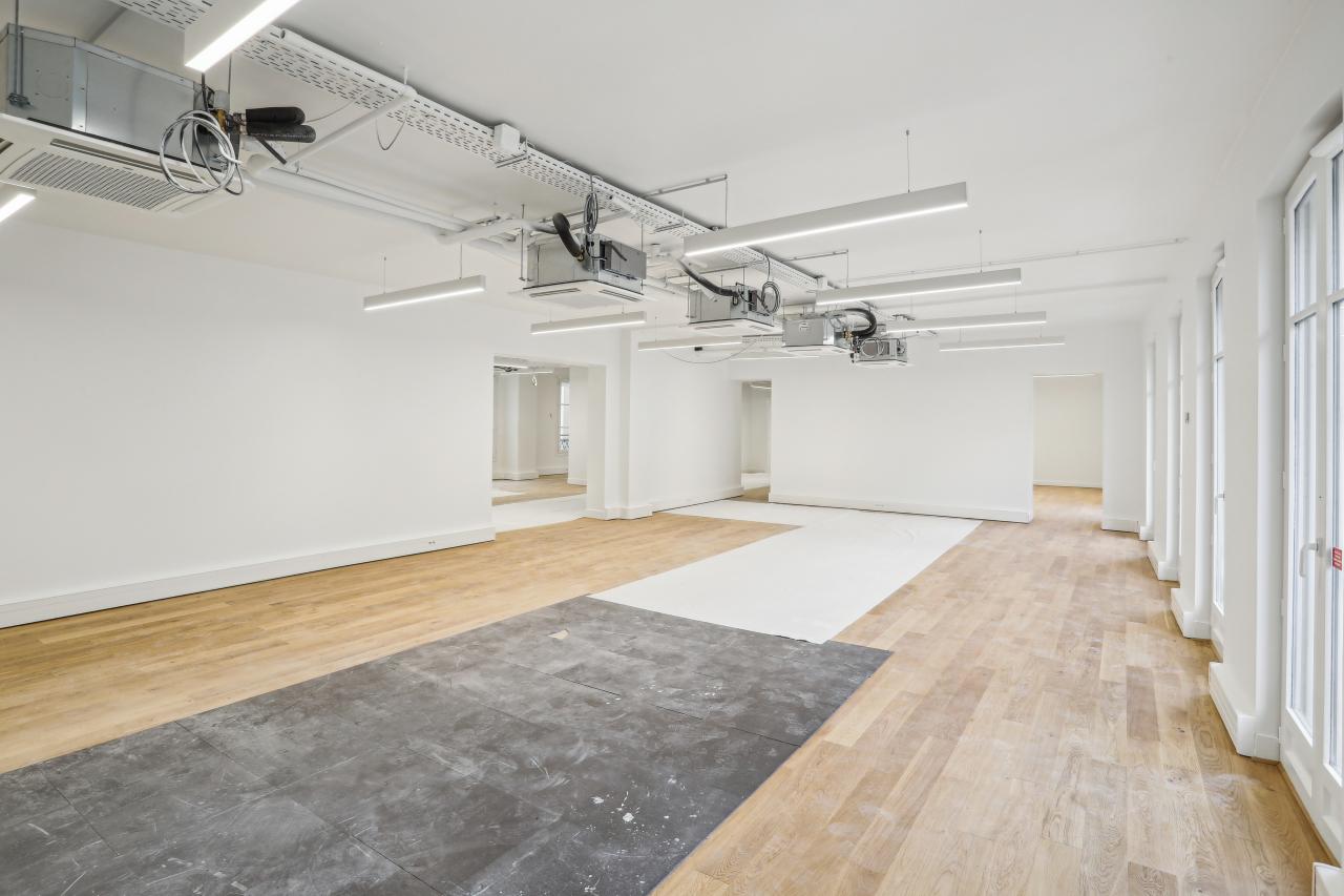 Bureau Paris 350m² Location bureau Paris OLBUR2315889 10